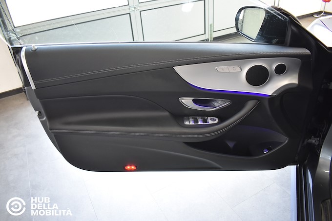 MERCEDES-BENZ E 220 d AMG-Line